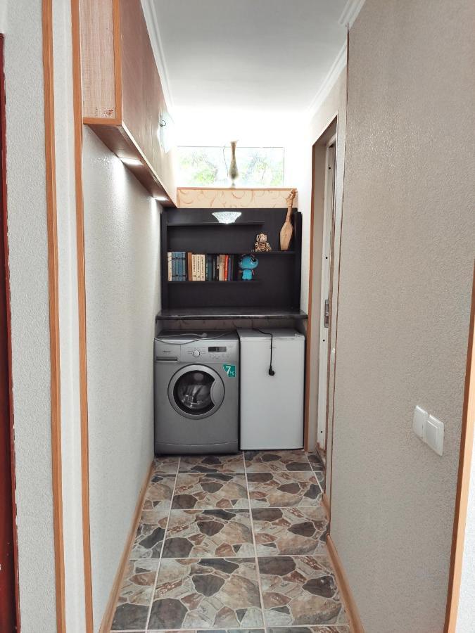 Guesthouse Ttt-1 ティビリシ エクステリア 写真